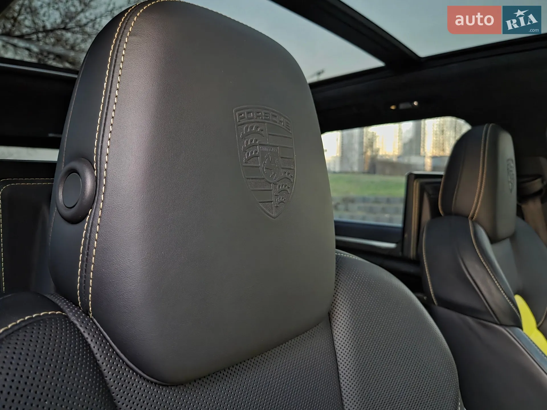 2015 Porsche Cayenne - мініатюра 39