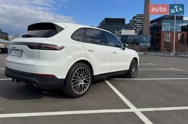 Позашляховик / Кросовер Porsche Cayenne 2022 в Києві