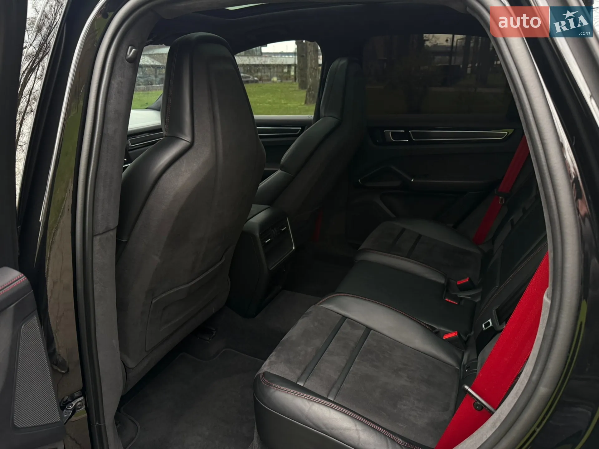 2022 Porsche Cayenne - мініатюра 24
