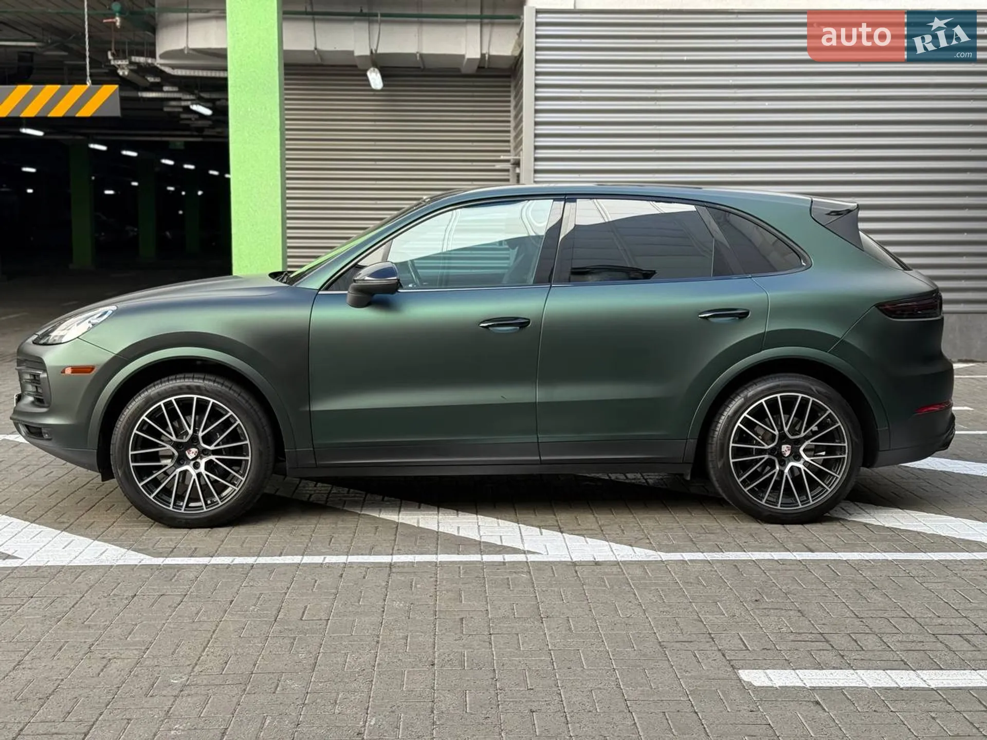 2019 Porsche Cayenne - мініатюра 3