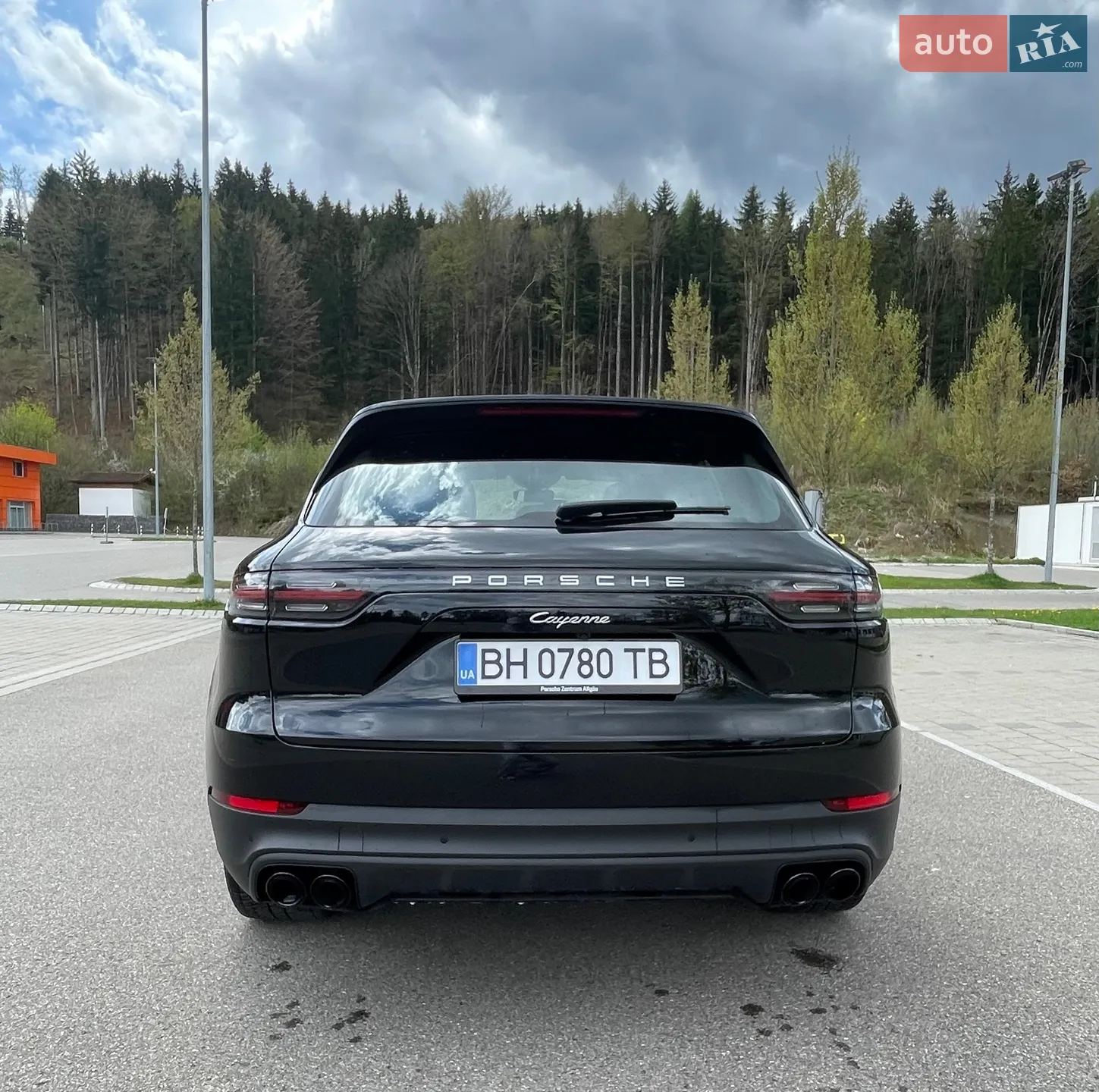 2022 Porsche Cayenne - мініатюра 3