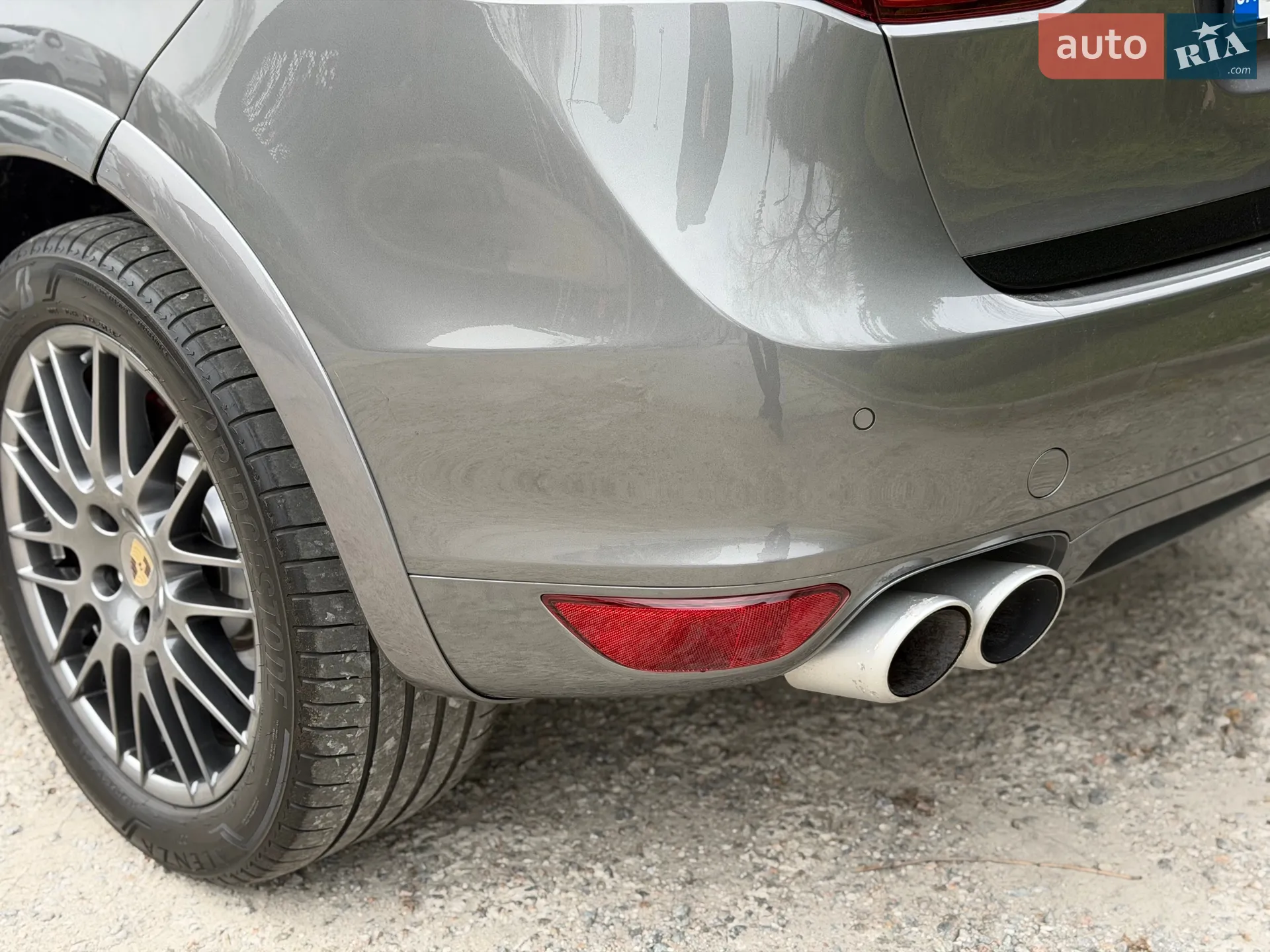 2011 Porsche Cayenne - мініатюра 12