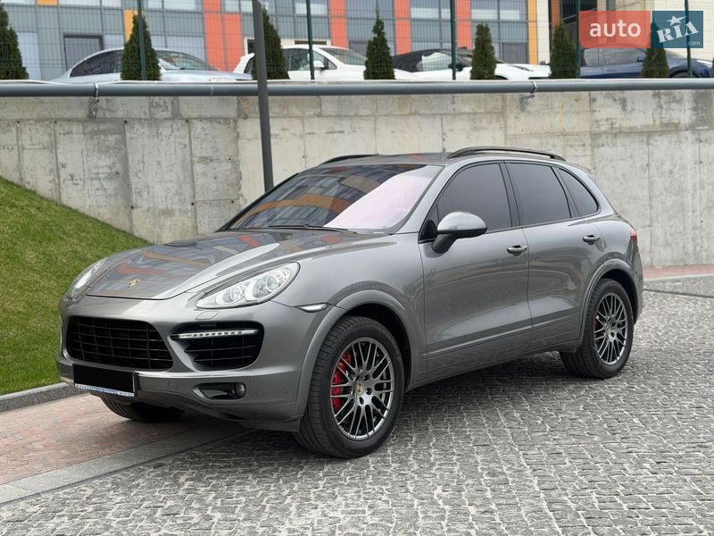 Porsche Cayenne 2011