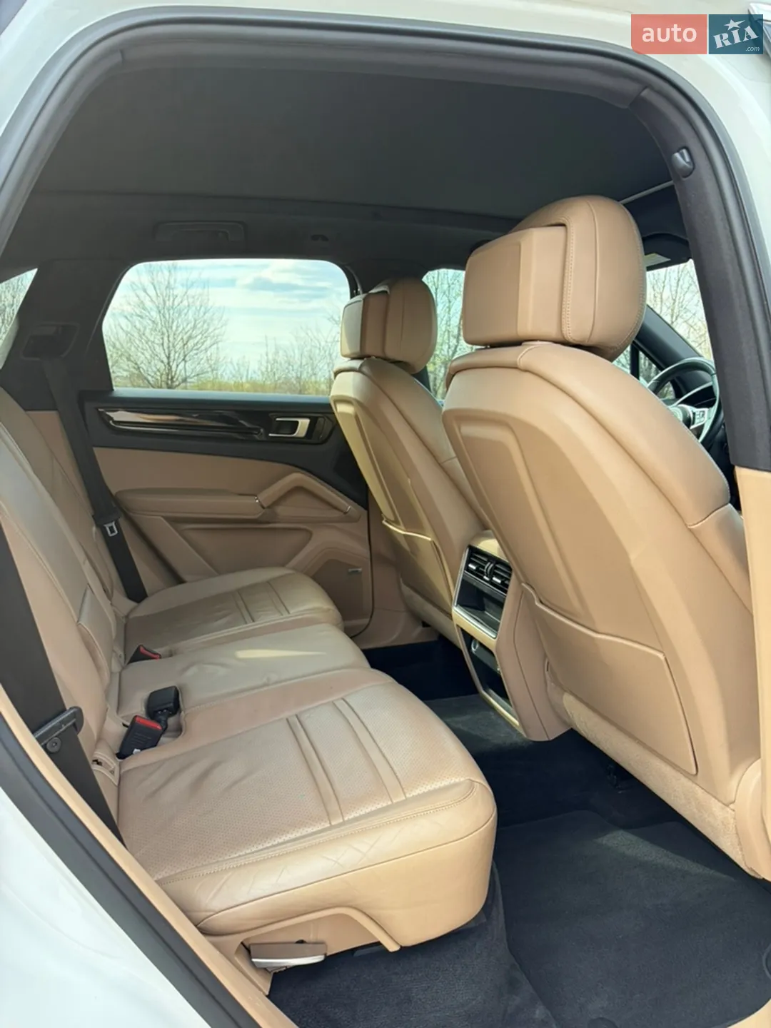 2018 Porsche Cayenne - мініатюра 9