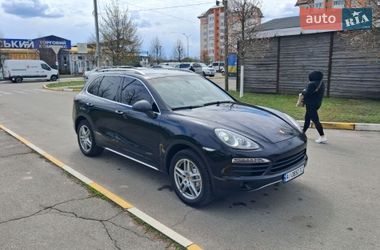Внедорожник / Кроссовер Porsche Cayenne 2012 в Буче