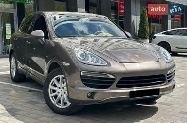 Внедорожник / Кроссовер Porsche Cayenne 2012 в Днепре
