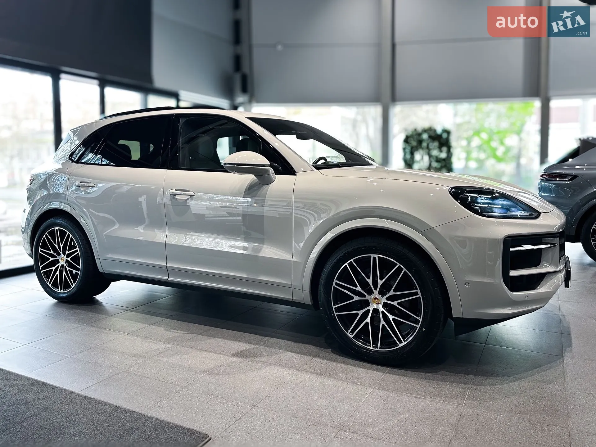 2023 Porsche Cayenne - мініатюра 4