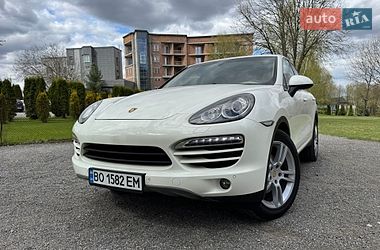 Внедорожник / Кроссовер Porsche Cayenne 2011 в Хмельницком