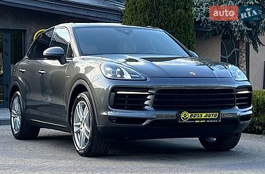 Внедорожник / Кроссовер Porsche Cayenne 2022 в Львове