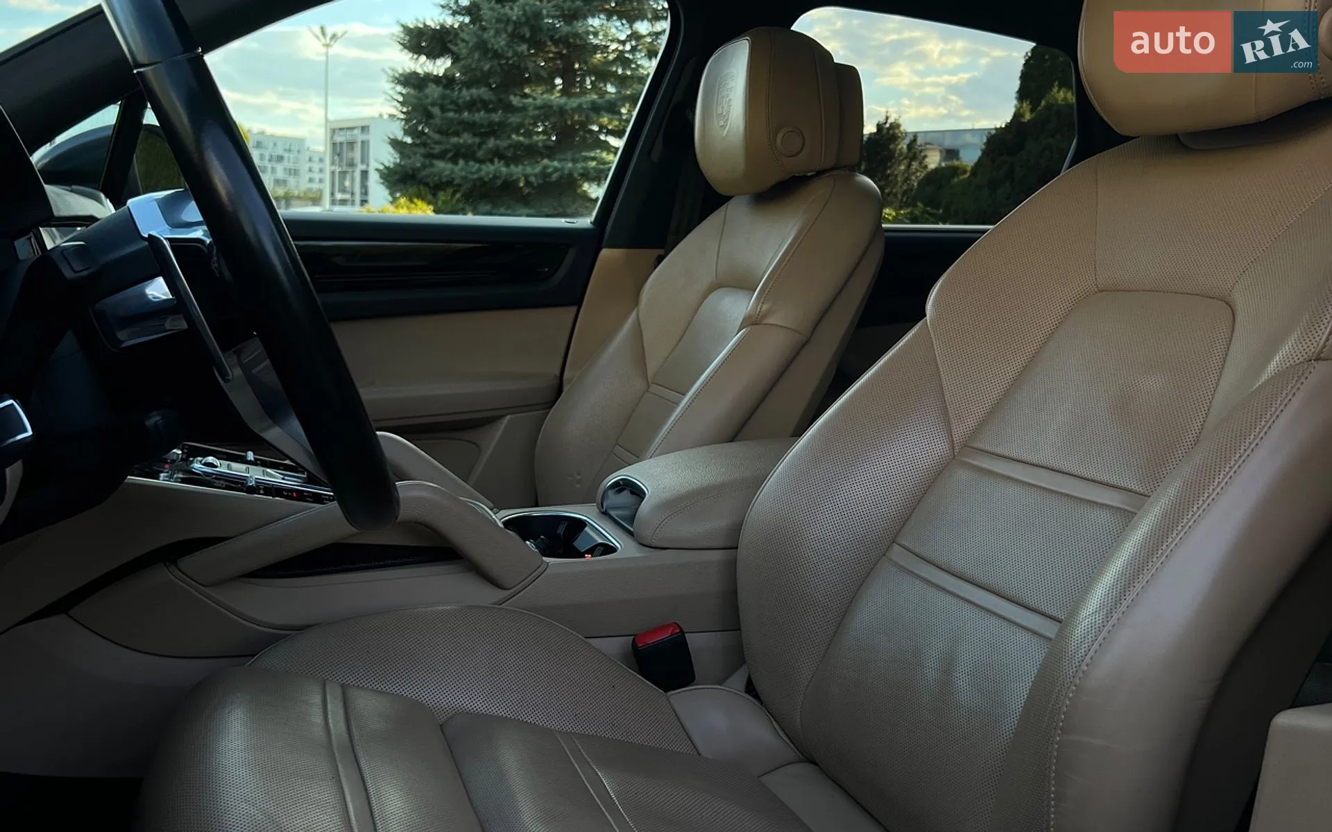 2022 Porsche Cayenne - мініатюра 10