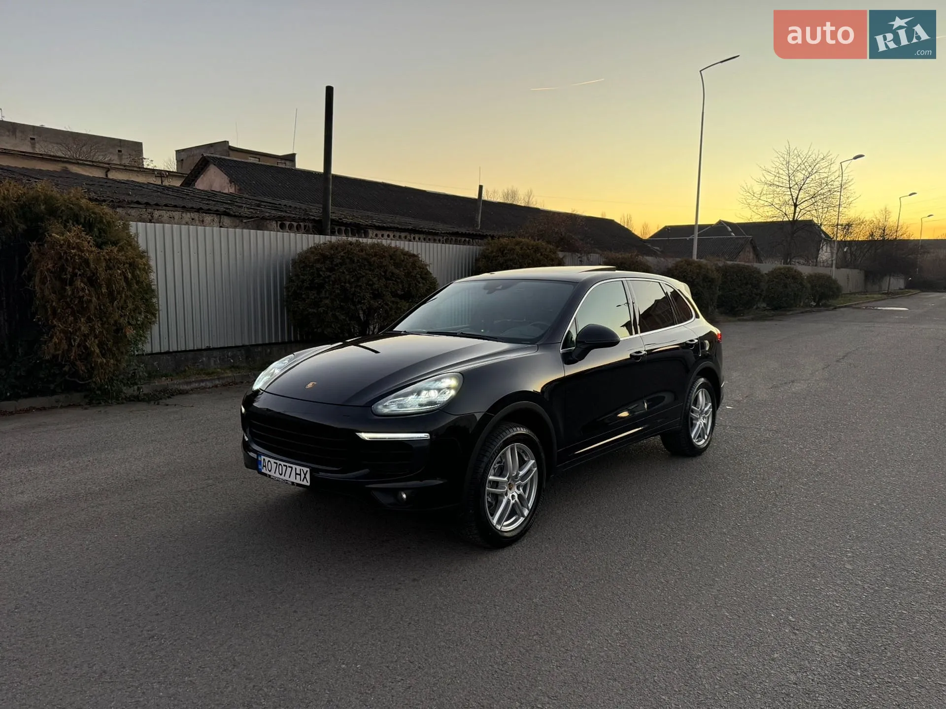 2015 Porsche Cayenne - мініатюра 10