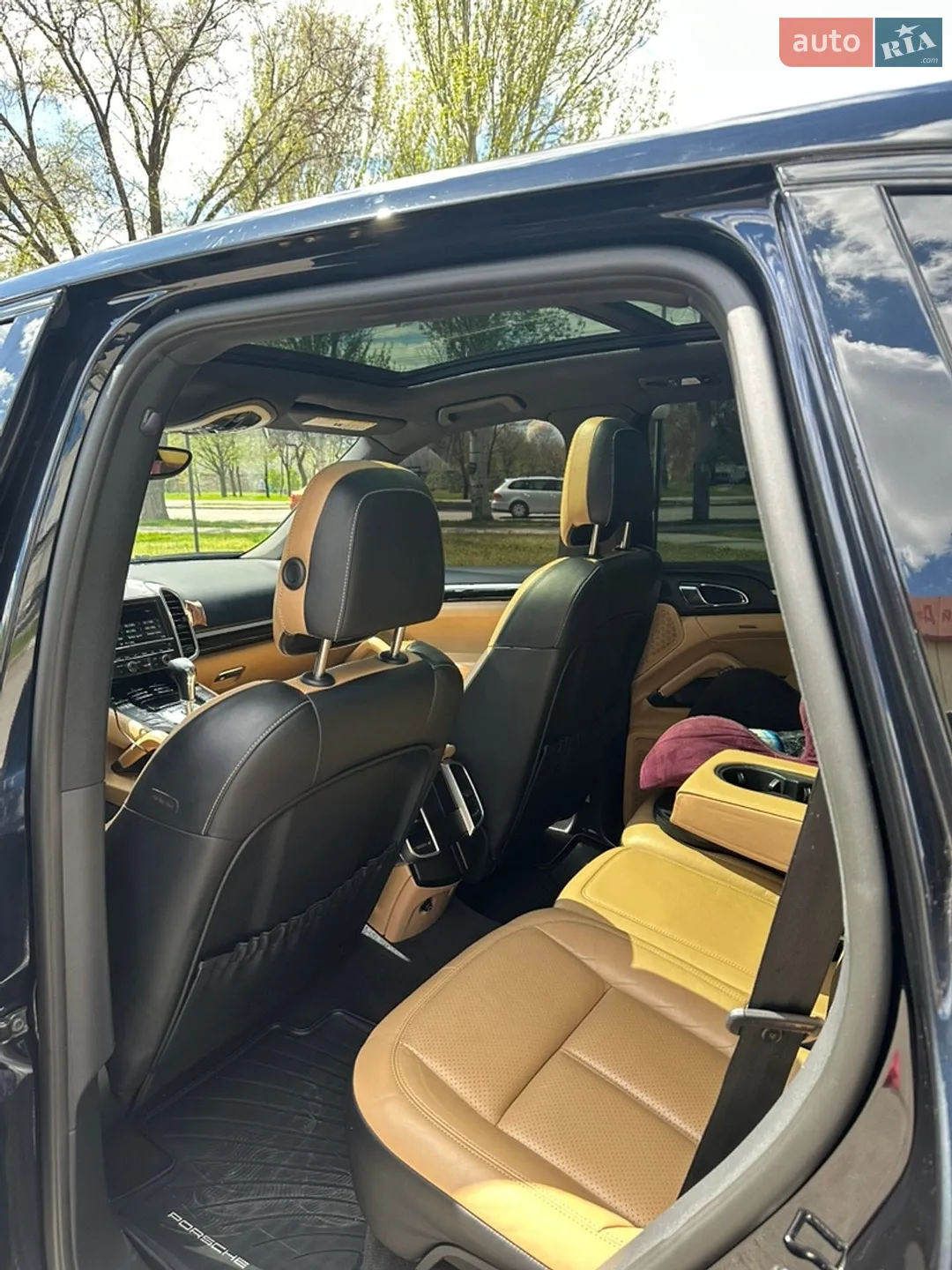 2015 Porsche Cayenne - мініатюра 11