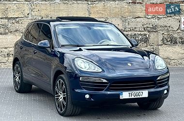 Позашляховик / Кросовер Porsche Cayenne 2012 в Тернополі
