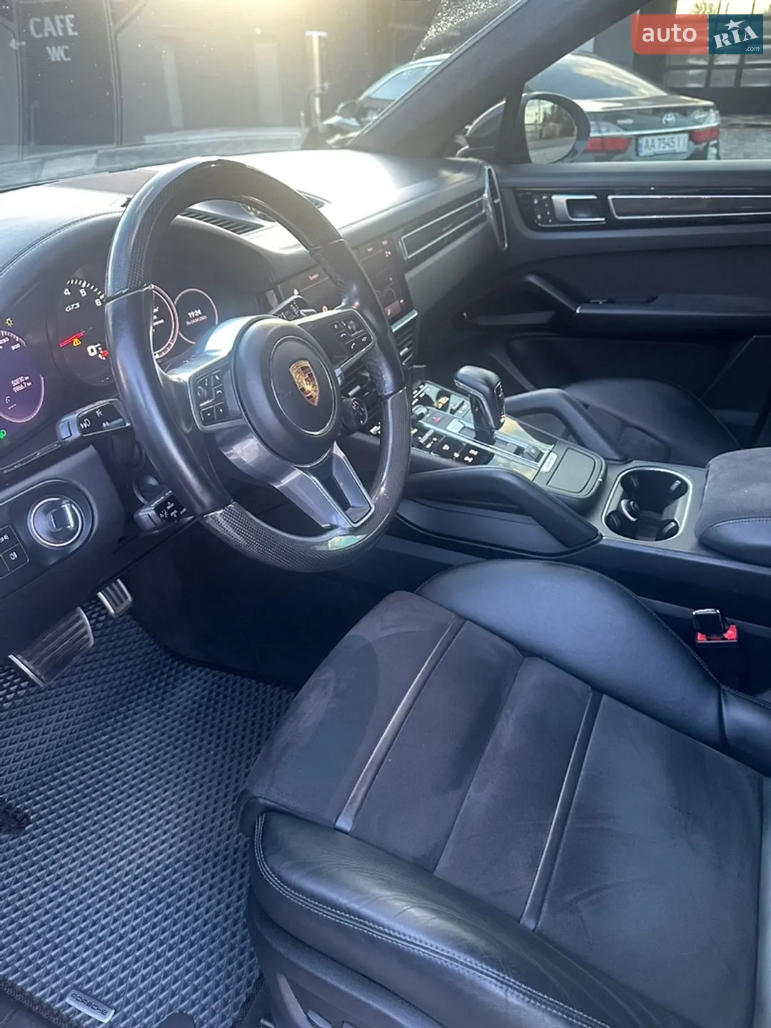 2022 Porsche Cayenne - мініатюра 20