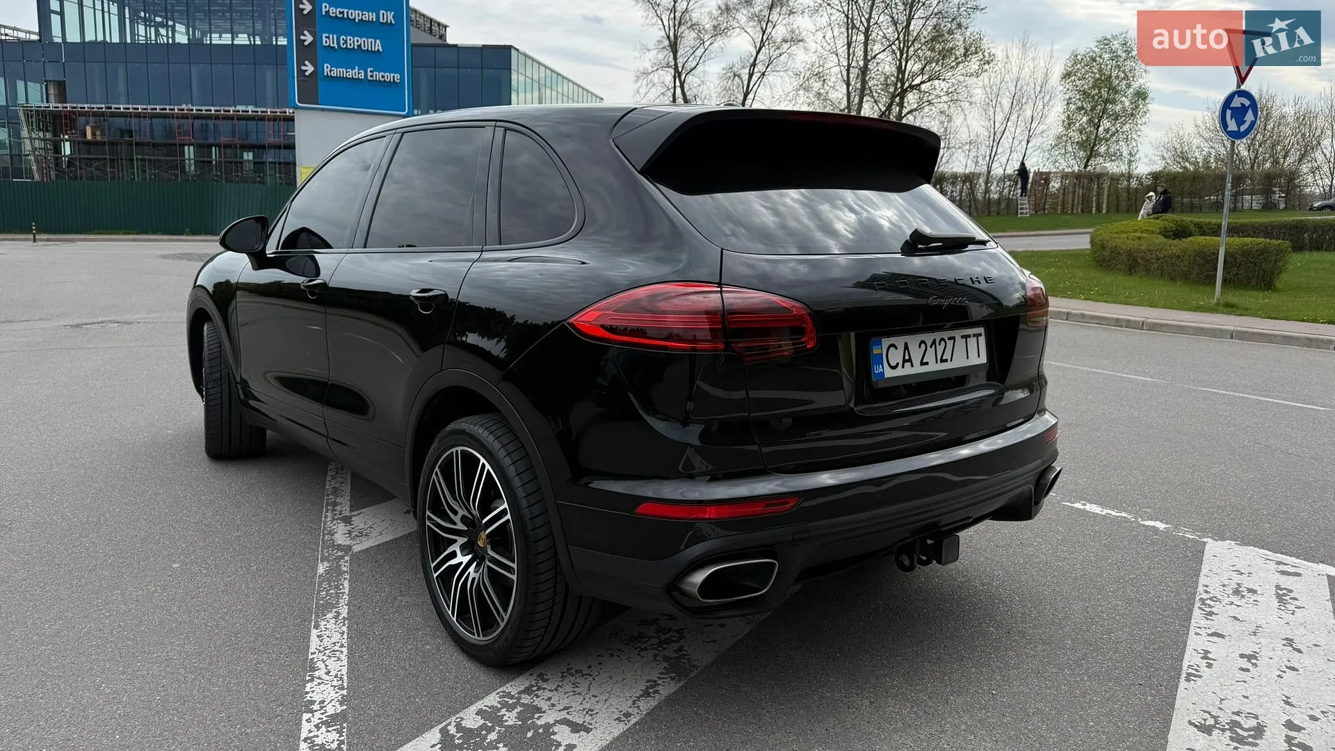 2017 Porsche Cayenne - мініатюра 8