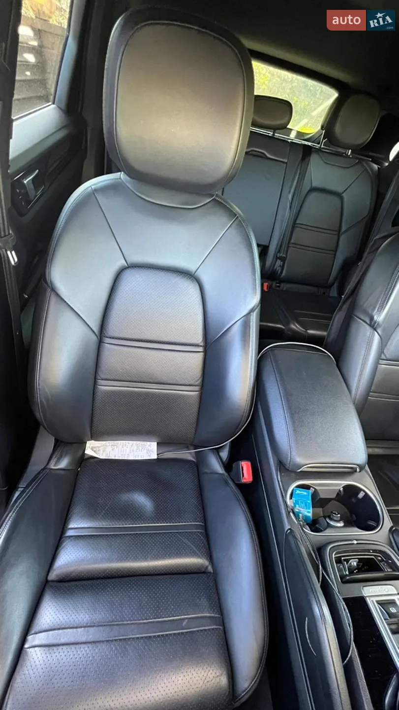 2018 Porsche Cayenne - мініатюра 13