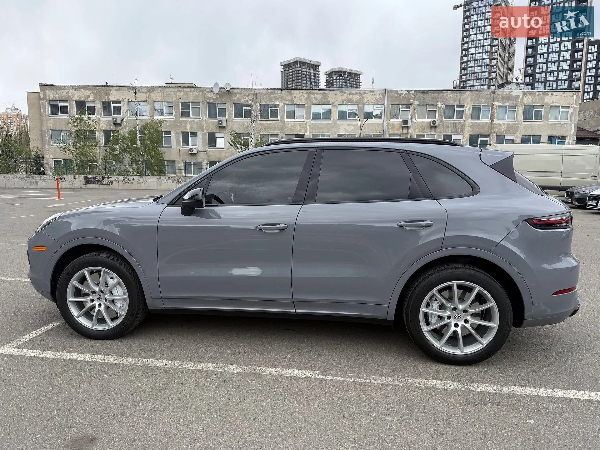 2019 Porsche Cayenne - мініатюра 10
