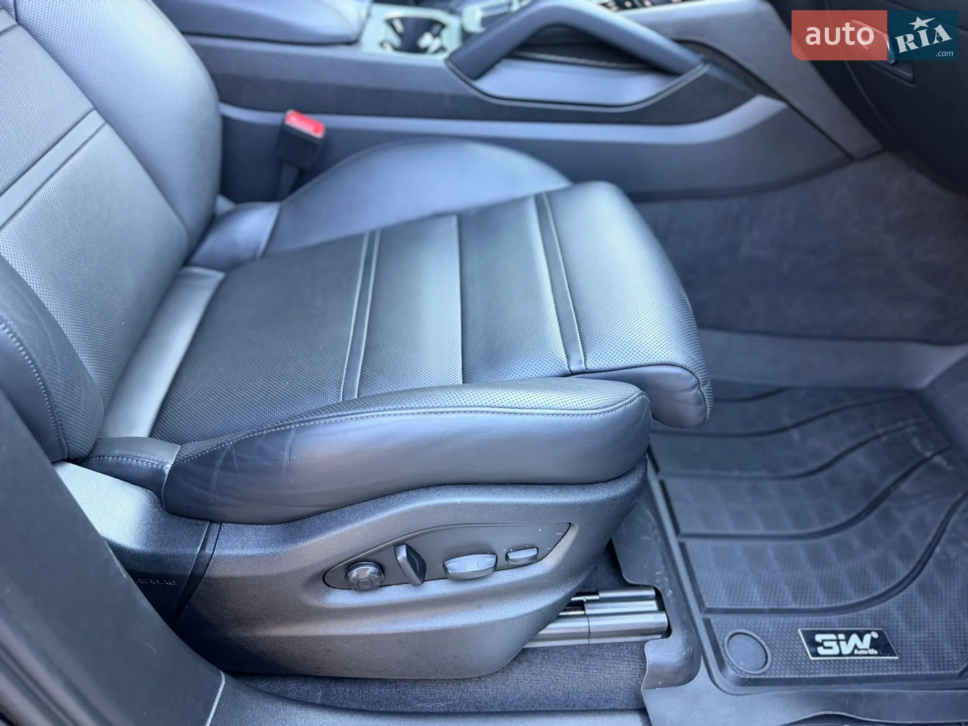 2023 Porsche Cayenne - мініатюра 51