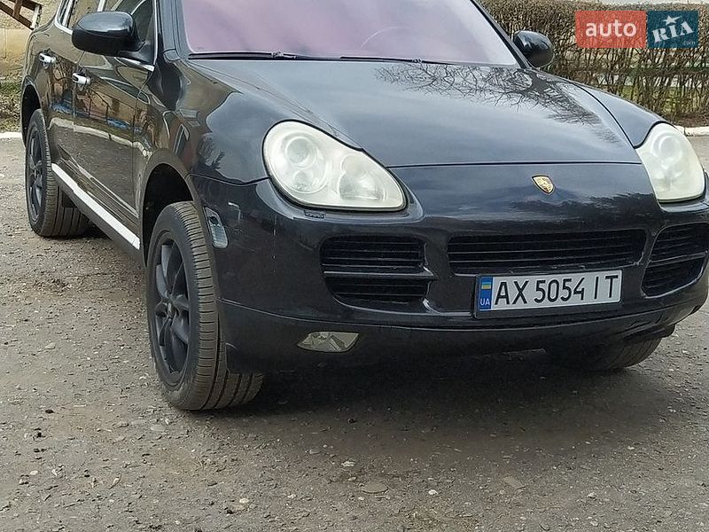 Porsche Cayenne 2003