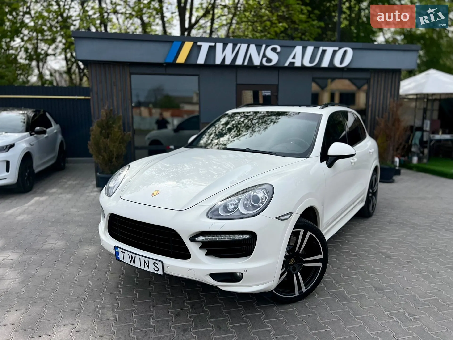 2011 Porsche Cayenne - мініатюра 11