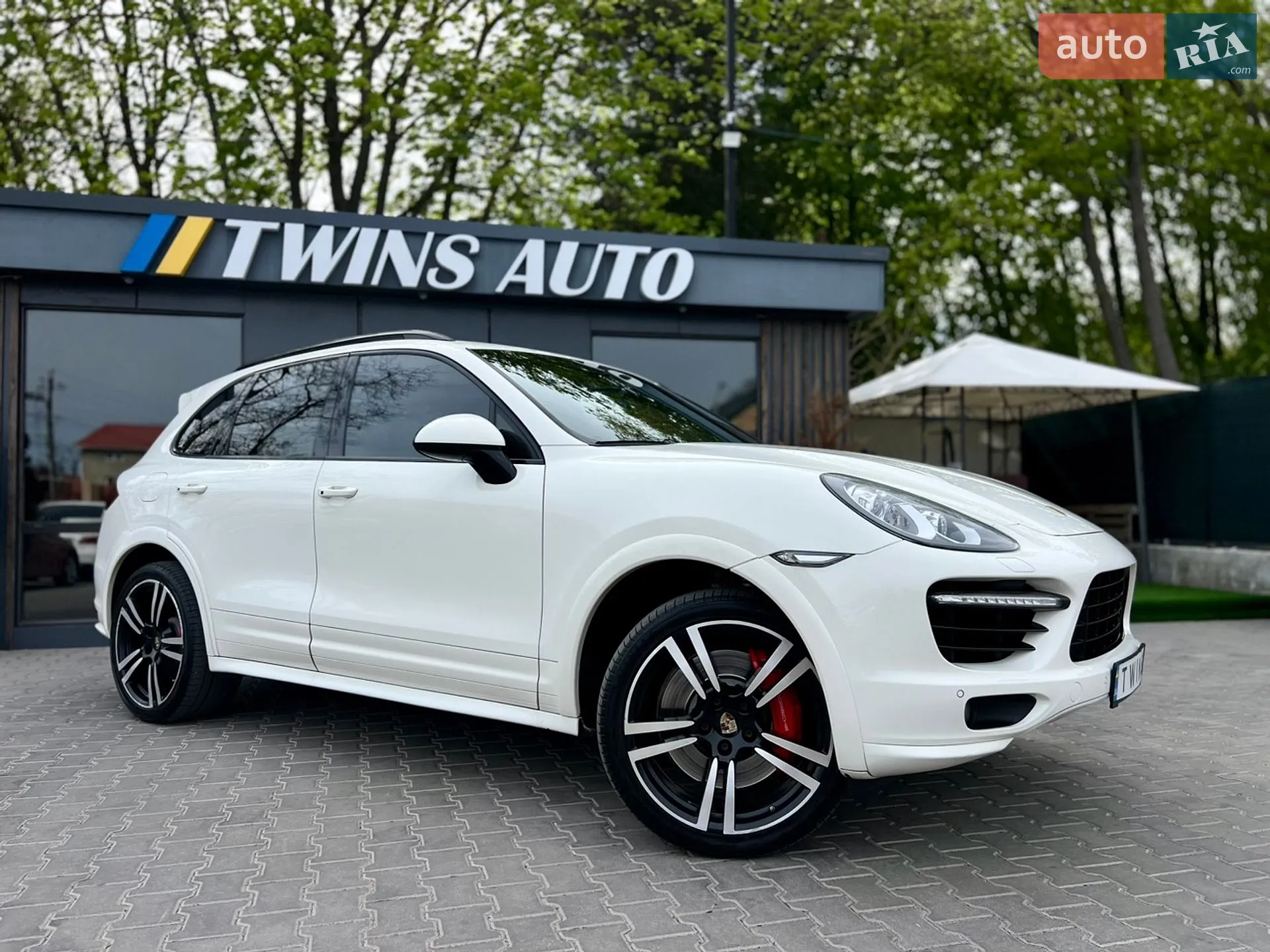 2011 Porsche Cayenne - мініатюра 16