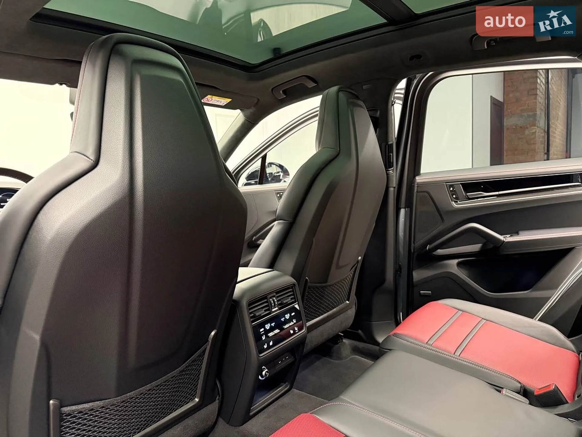 2023 Porsche Cayenne - мініатюра 24