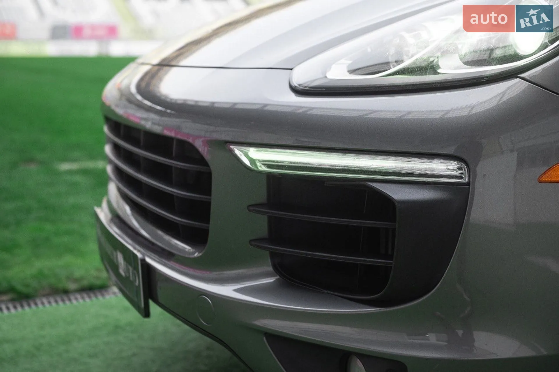 2016 Porsche Cayenne - мініатюра 7