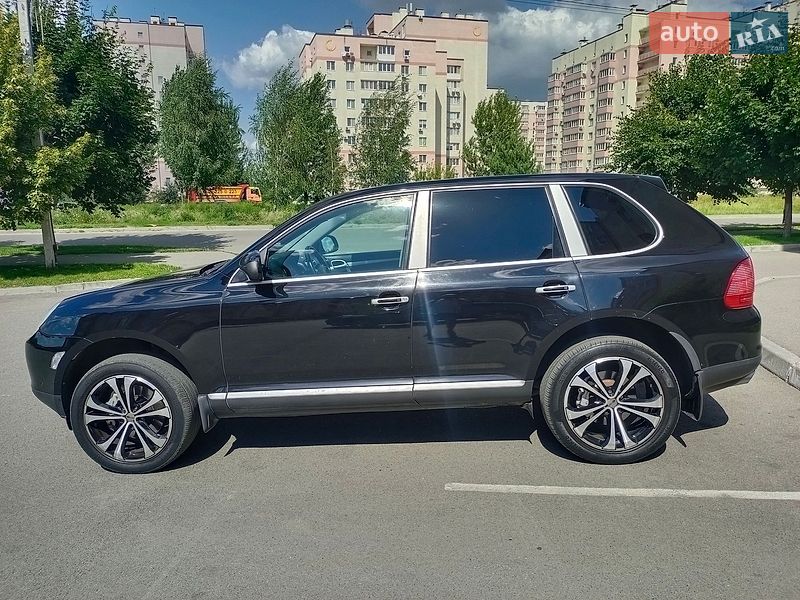 Porsche Cayenne 2003