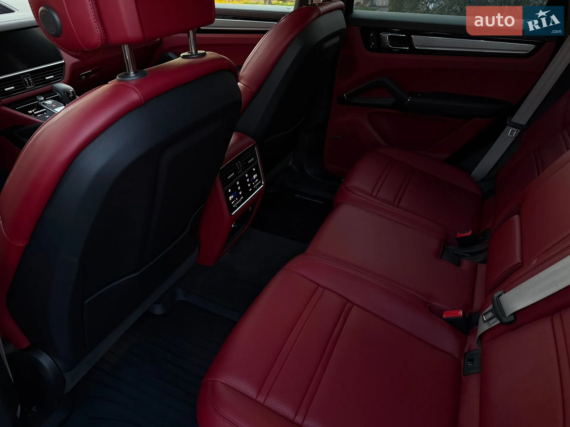 2022 Porsche Cayenne - мініатюра 32