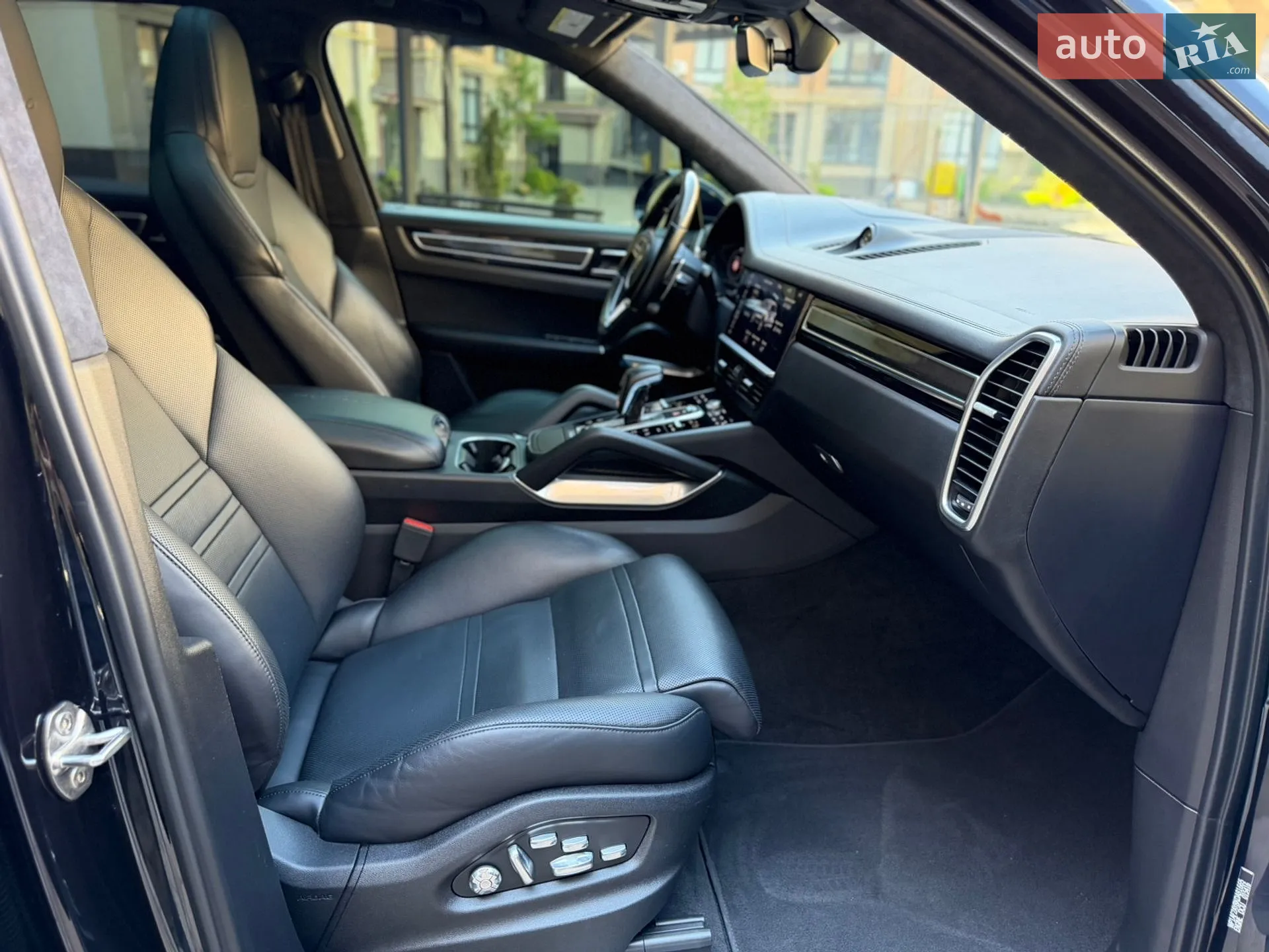 2019 Porsche Cayenne - мініатюра 42