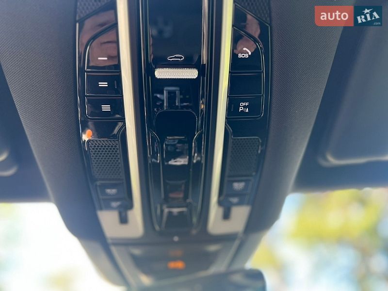 Внедорожник / Кроссовер Porsche Cayenne 2018 в Харькове