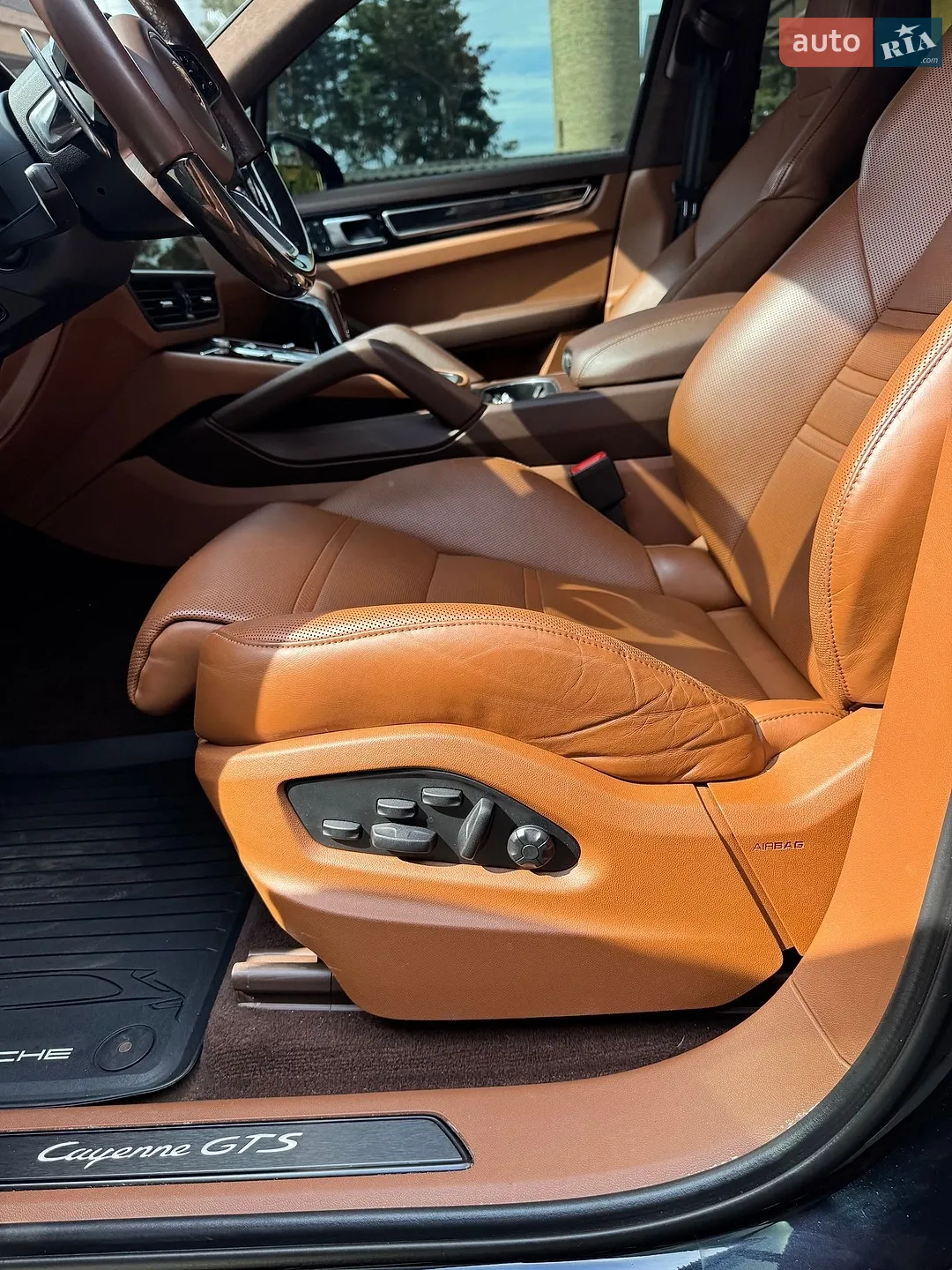 2021 Porsche Cayenne - мініатюра 17