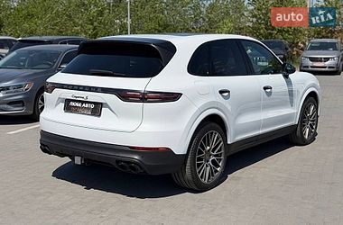 Внедорожник / Кроссовер Porsche Cayenne 2022 в Львове
