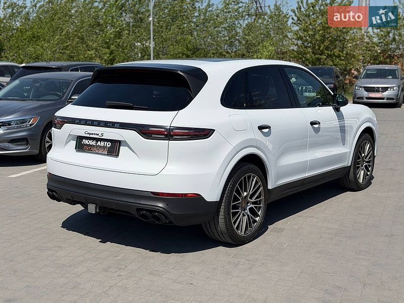 Внедорожник / Кроссовер Porsche Cayenne 2022 в Львове