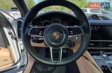 Внедорожник / Кроссовер Porsche Cayenne 2022 в Львове