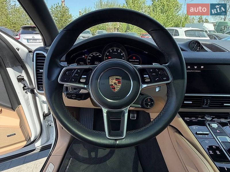 Внедорожник / Кроссовер Porsche Cayenne 2022 в Львове