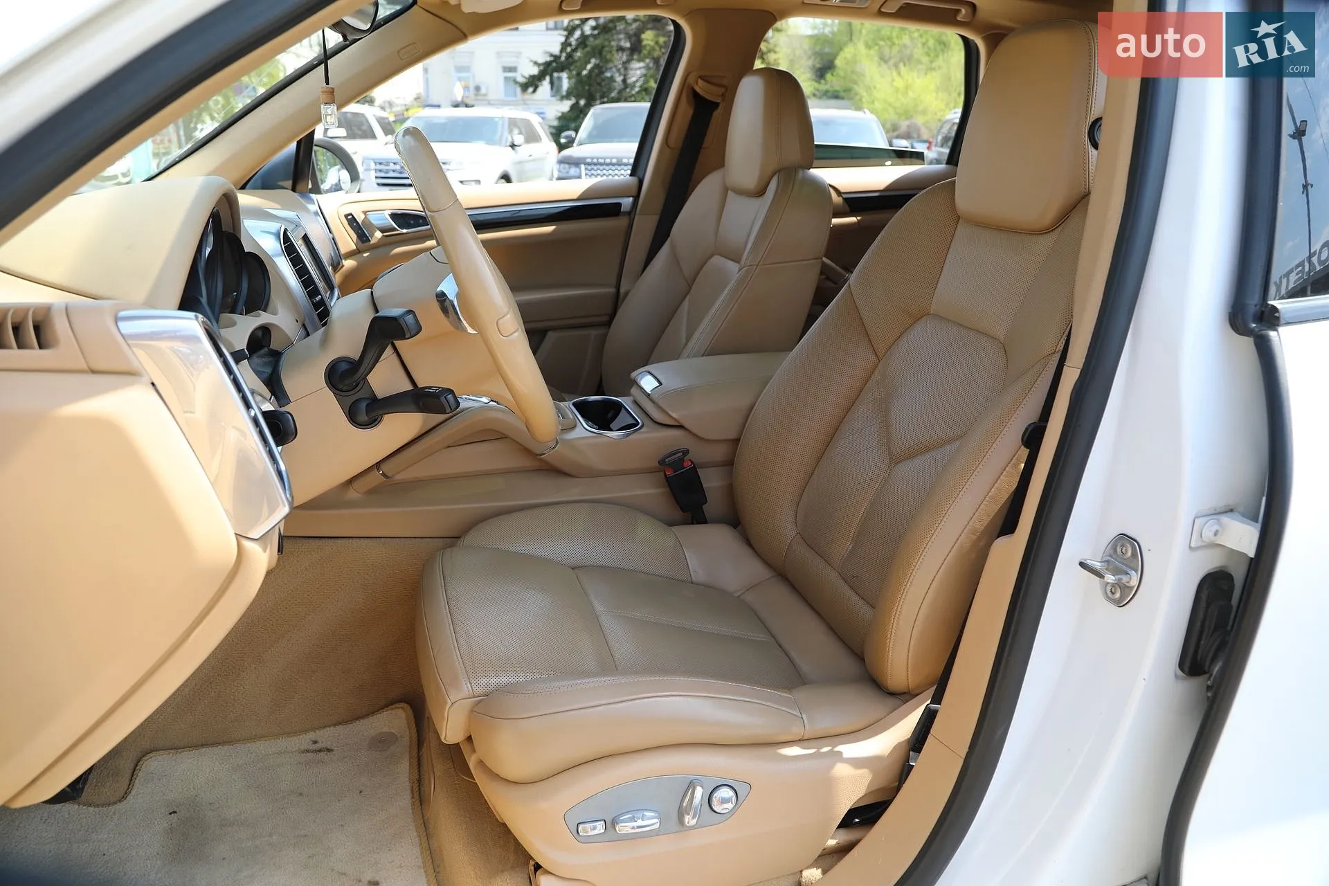 2013 Porsche Cayenne - мініатюра 12