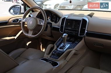 Внедорожник / Кроссовер Porsche Cayenne 2013 в Харькове
