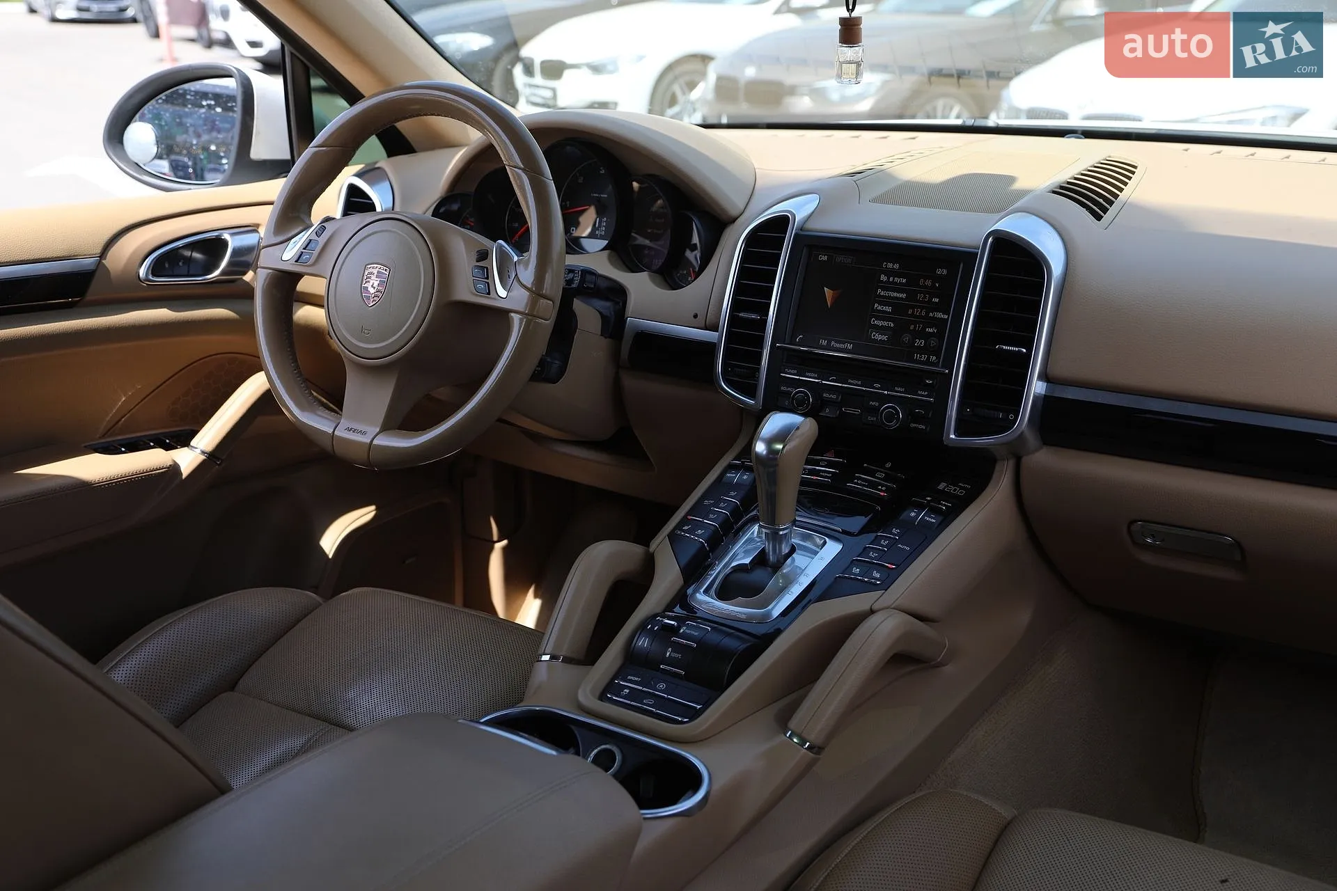 2013 Porsche Cayenne - мініатюра 16