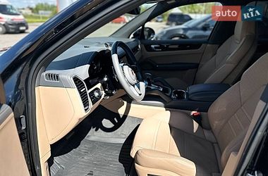 Внедорожник / Кроссовер Porsche Cayenne 2021 в Ужгороде