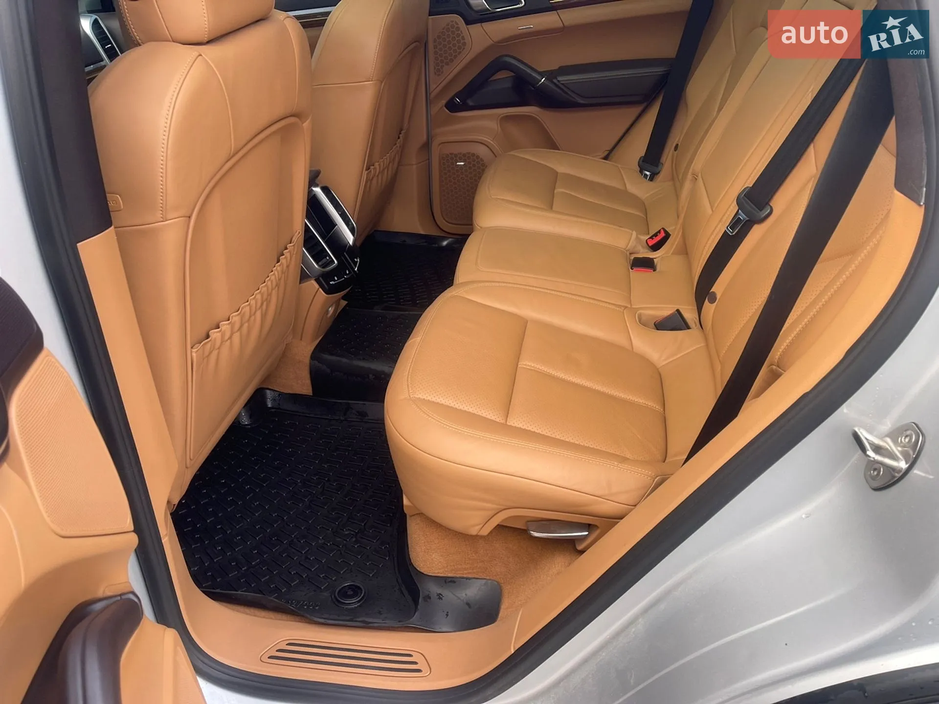 2013 Porsche Cayenne - мініатюра 22