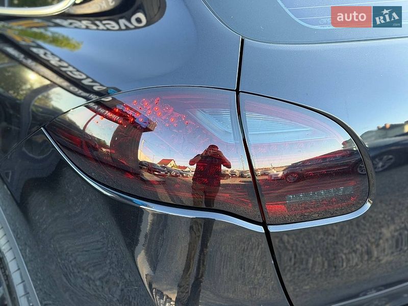 Внедорожник / Кроссовер Porsche Cayenne 2013 в Хмельницком