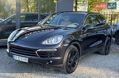 Внедорожник / Кроссовер Porsche Cayenne 2013 в Хмельницком