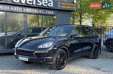 Внедорожник / Кроссовер Porsche Cayenne 2013 в Хмельницком