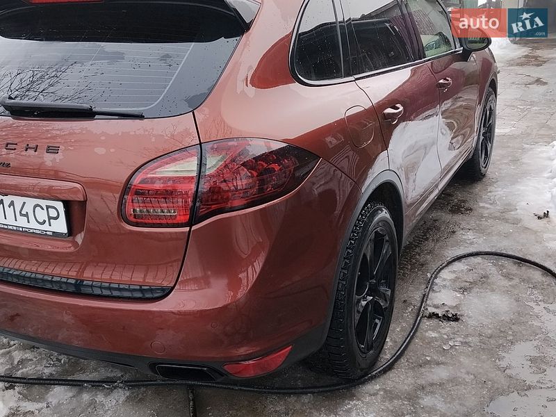 Позашляховик / Кросовер Porsche Cayenne 2012 в Кодимі