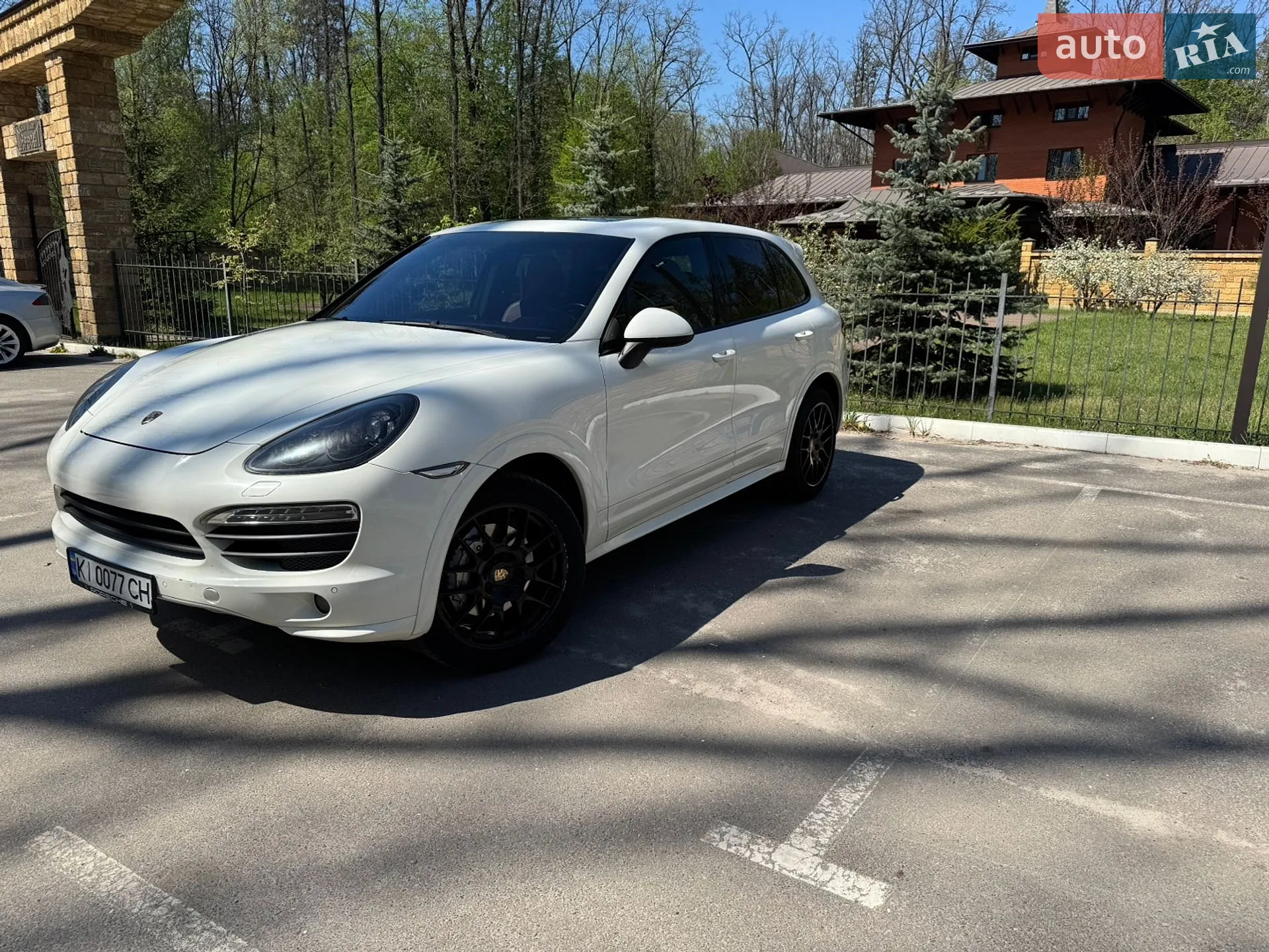 2010 Porsche Cayenne - мініатюра 2