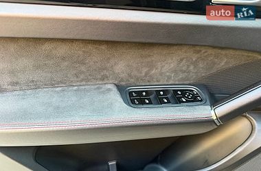 Внедорожник / Кроссовер Porsche Cayenne 2021 в Киеве