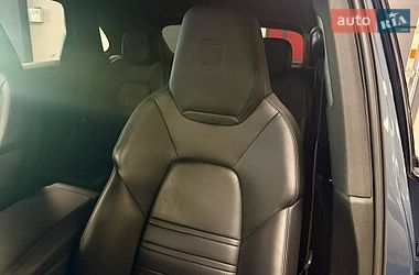 Внедорожник / Кроссовер Porsche Cayenne 2018 в Львове
