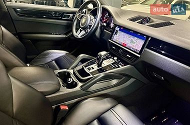 Внедорожник / Кроссовер Porsche Cayenne 2018 в Львове