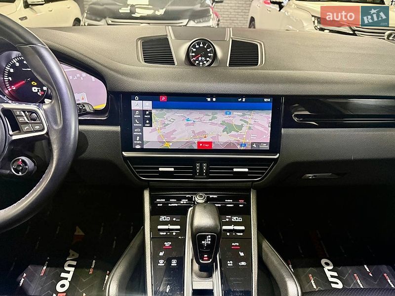 Внедорожник / Кроссовер Porsche Cayenne 2018 в Львове